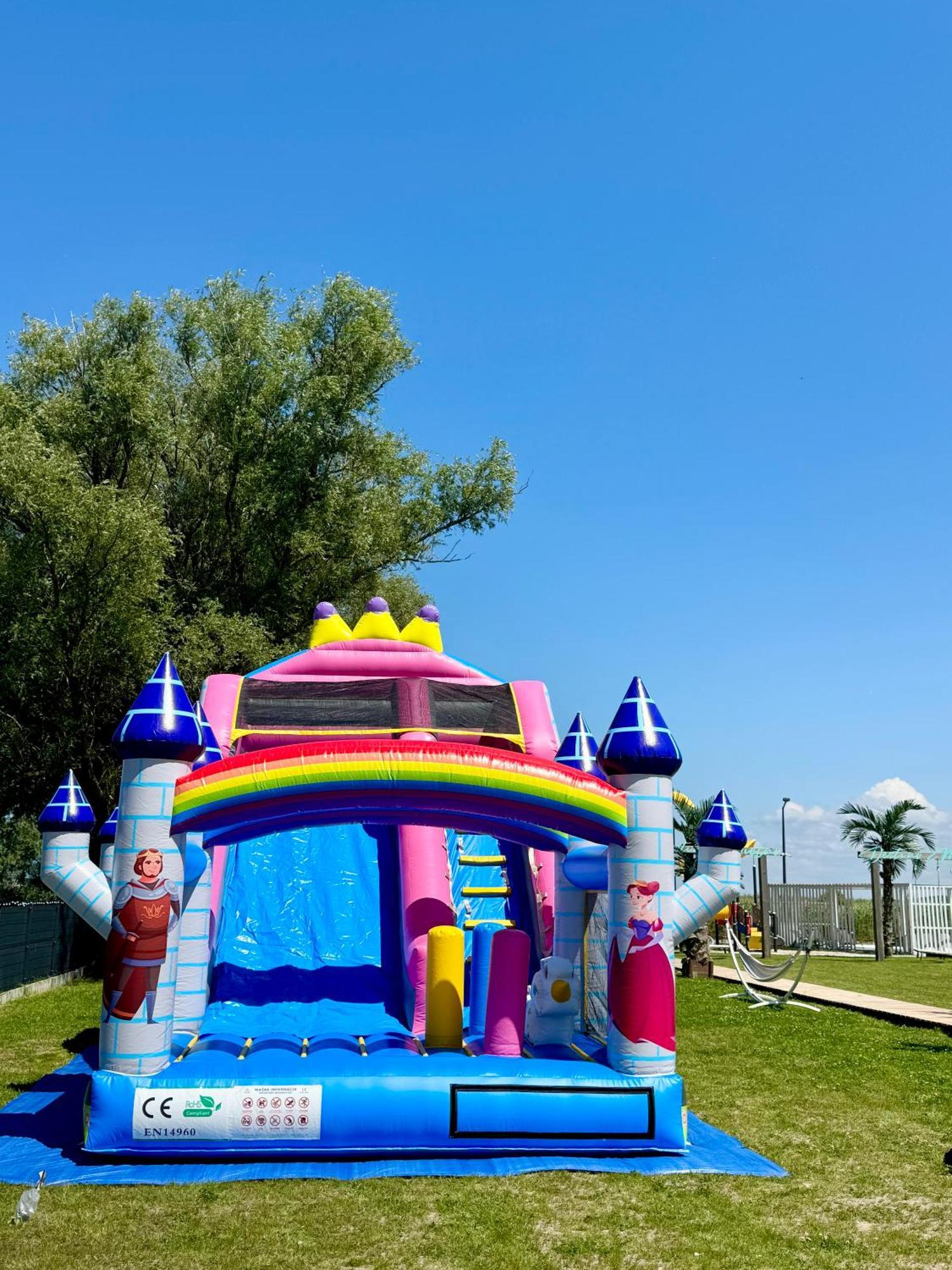 Holiday home Destino Wakacyjne Domki-dwa Podgrzewane Baseny-drink Bar *